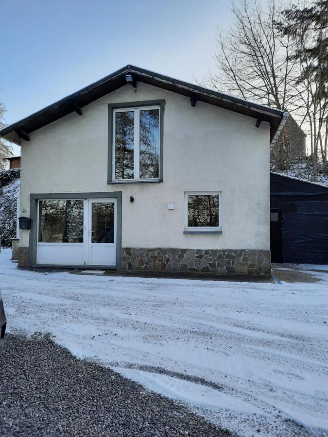 La Pinede - Charmante Maison De Village Hotton Luaran gambar